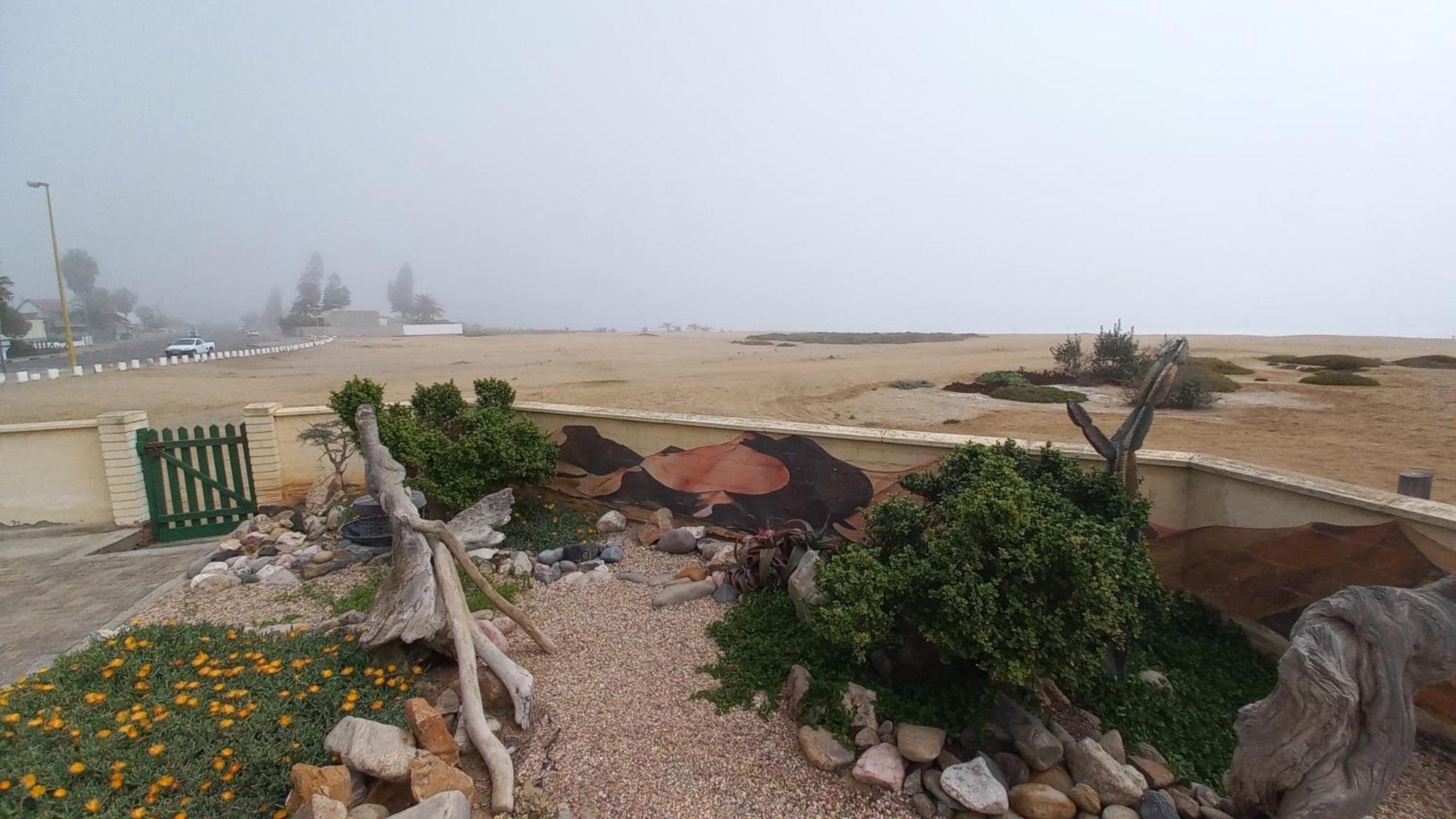 Huisie Langs Die See Swakopmund Exterior photo